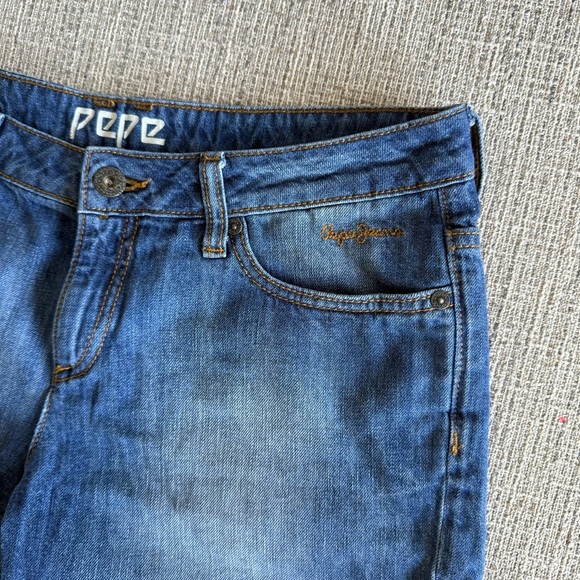 Pepe Jeans Women's Classic Blue Jean Shorts - Picture 2 of 8